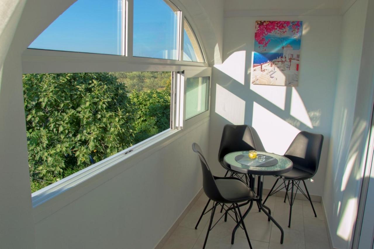 Studio Apartment Zen Murine Room photo